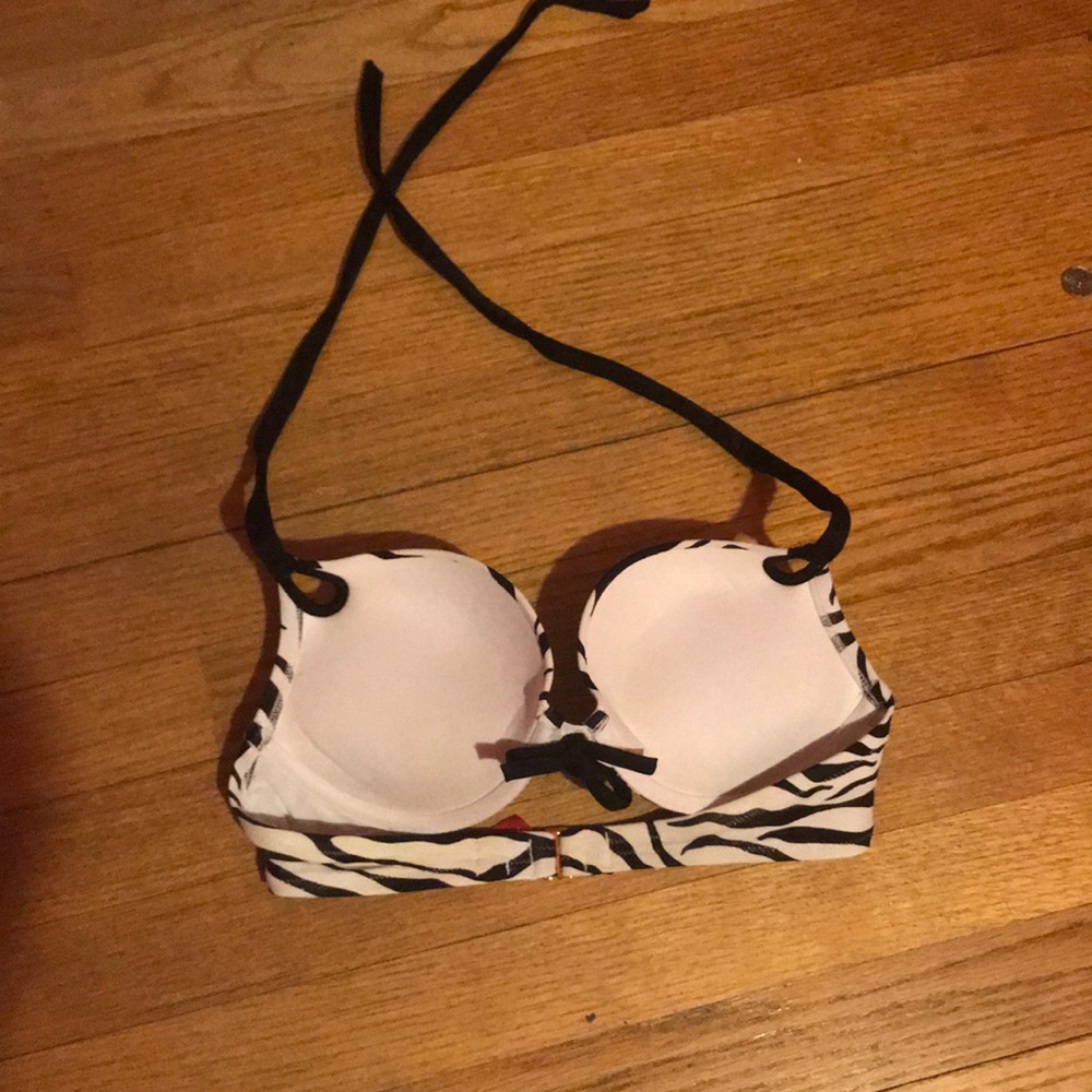 Victoria Secret Swim top - Picture 2 of 3
